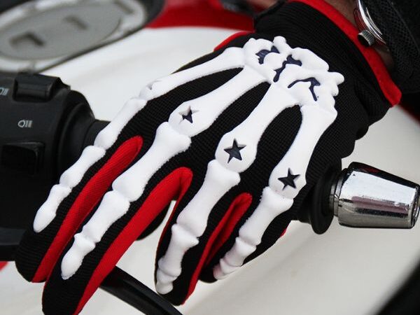 Guantes Skeletor